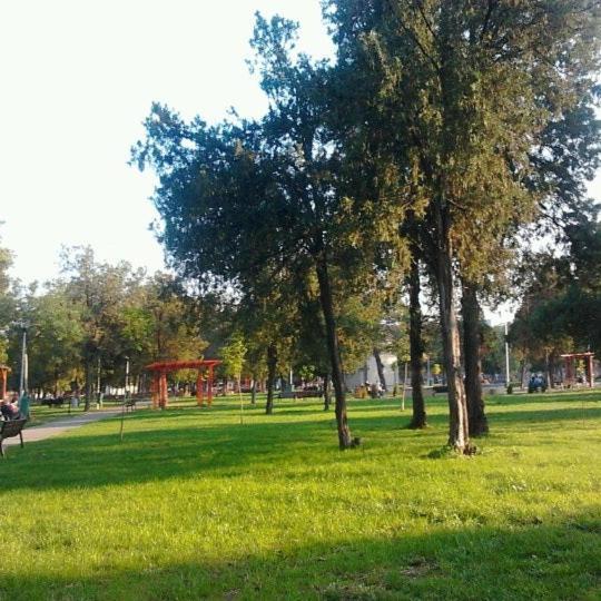 Regy Lejlighed Oradea Eksteriør billede